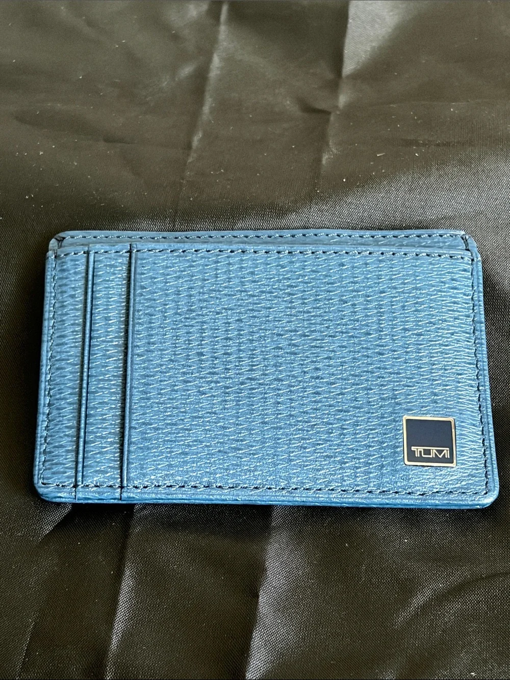 Men’s Tumi Blue Leather Slim Card Holder/Money Clip with Metal Logo - Picture 9 of 9